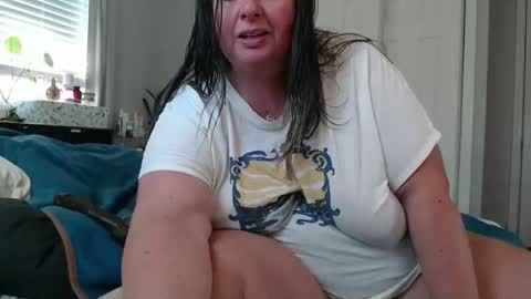 LauLauMa online show from 6, 11, 2025