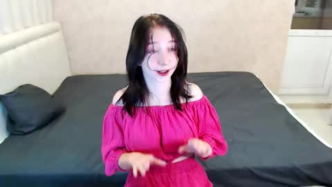 laumafoxy online show from 9, 9, 2025