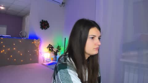 Laura online show from 23, 12, 2025