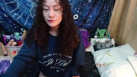  Wen  online show from 12, 2, 2025