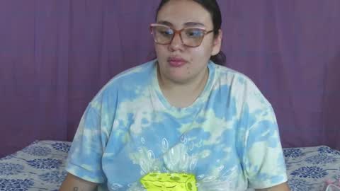 Snapshot of laura_candy12 chatting on 23, 12, 2024 Laura online show from 23, 12, 2024