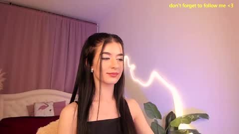 Snapshot of laura_coy chatting on 22, 3, 2026 Laura online show from 22, 3, 2026