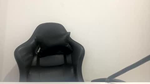 laura online show from 11, 9, 2025