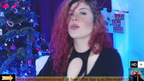 weedcam Curly Laura OF    online show from 12, 12, 2024