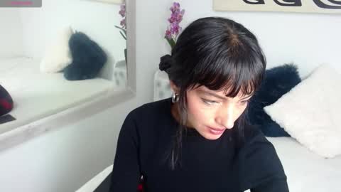 Laura Gibson online show from 2, 2, 2026