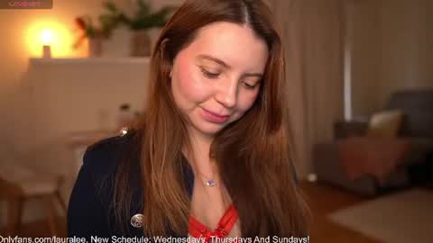 Snapshot of laura_lee chatting on 20, 7, 2026 Laura Lee. online show from 20, 7, 2026