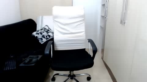 Laura online show from 25, 12, 2024