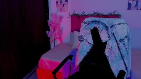 Laura Rose online show from 18, 10, 2025