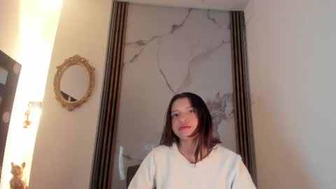 Snapshot of laura_serena chatting on 17, 6, 2026 laura_serena online show from 17, 6, 2026