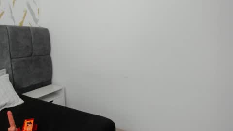 laura_velle online show from 24, 3, 2026