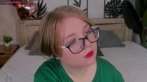 Laura online show from 23, 3, 2026