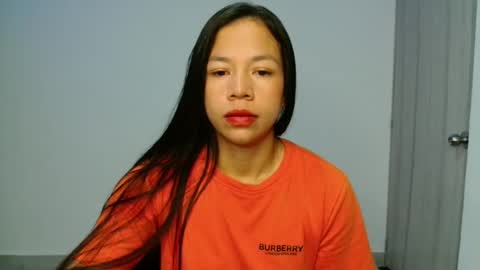 Snapshot of lauracb_ chatting on 18, 3, 2026 lauracb online show from 18, 3, 2026