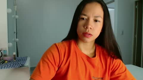 Snapshot of lauracb_ chatting on 26, 3, 2026 lauracb online show from 26, 3, 2026