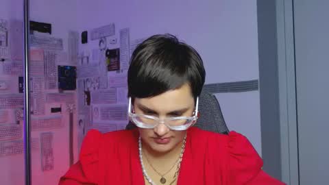 lauradavidsons online show from 14, 9, 2025