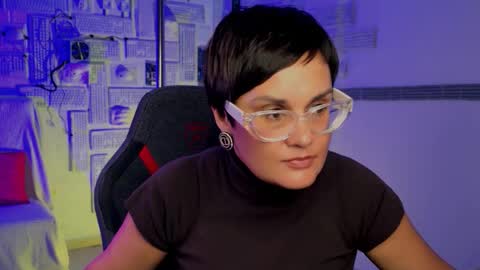 lauradavidsons online show from 1, 10, 2025