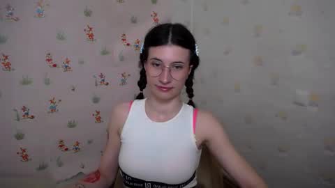 Laura online show from 28, 4, 2026