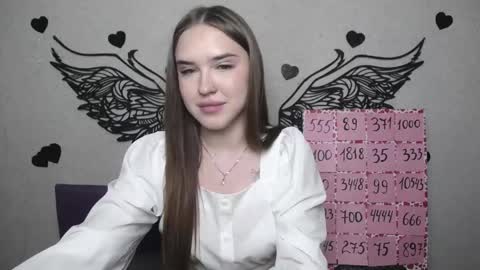 LauraHlot online show from 16, 4, 2026