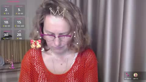 Snapshot of lauraoven1 chatting on 3, 12, 2024 Lauraoven1 online show from 3, 12, 2024