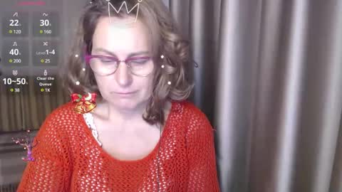 Snapshot of lauraoven1 chatting on 5, 12, 2024 Lauraoven1 online show from 5, 12, 2024