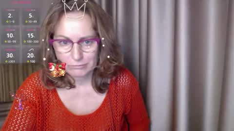 Snapshot of lauraoven1 chatting on 10, 12, 2024 Lauraoven1 online show from 10, 12, 2024