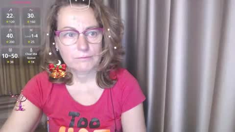Snapshot of lauraoven1 chatting on 11, 12, 2024 Lauraoven1 online show from 11, 12, 2024