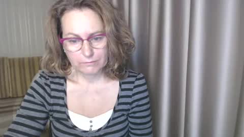 Snapshot of lauraoven1 chatting on 13, 12, 2024 Lauraoven1 online show from 13, 12, 2024