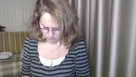 Snapshot of lauraoven1 chatting on 17, 12, 2024 Lauraoven1 online show from 17, 12, 2024