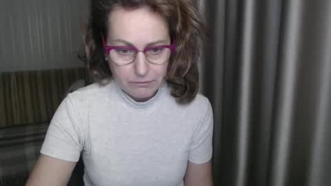 Snapshot of lauraoven1 chatting on 13, 1, 2025 Lauraoven1 online show from 13, 1, 2025