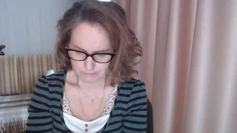 Snapshot of lauraoven1 chatting on 13, 2, 2025 Lauraoven1 online show from 13, 2, 2025