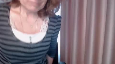 Snapshot of lauraoven1 chatting on 14, 2, 2025 Lauraoven1 online show from 14, 2, 2025
