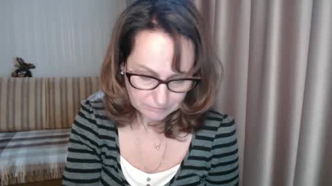 Snapshot of lauraoven1 chatting on 21, 2, 2025 Lauraoven1 online show from 21, 2, 2025