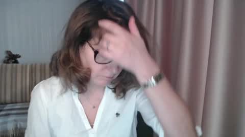 Snapshot of lauraoven1 chatting on 23, 2, 2025 Lauraoven1 online show from 23, 2, 2025