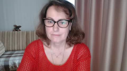Snapshot of lauraoven1 chatting on 2, 3, 2025 Lauraoven1 online show from 2, 3, 2025