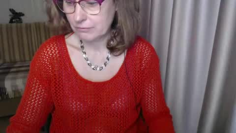 Snapshot of lauraoven1 chatting on 9, 3, 2025 Lauraoven1 online show from 9, 3, 2025
