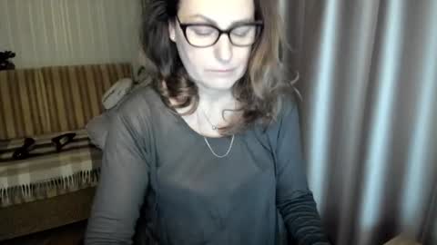 Snapshot of lauraoven1 chatting on 20, 12, 2025 Lauraoven1 online show from 20, 12, 2025