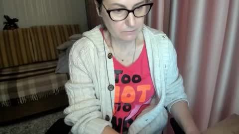 Snapshot of lauraoven1 chatting on 10, 1, 2026 Lauraoven1 online show from 10, 1, 2026