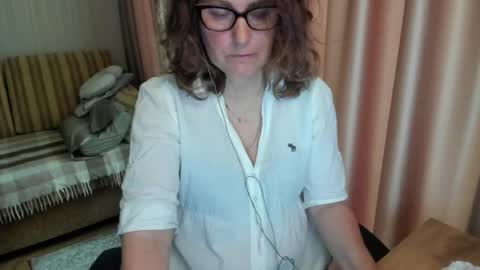 Snapshot of lauraoven1 chatting on 22, 5, 2026 Lauraoven1 online show from 22, 5, 2026