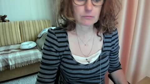 Snapshot of lauraoven1 chatting on 27, 5, 2026 Lauraoven1 online show from 27, 5, 2026