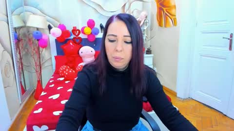 Laura online show from 17, 2, 2025