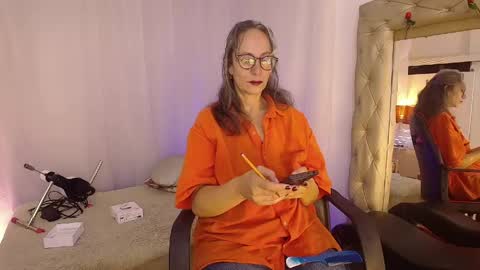 Laura Sofia online show from 7, 5, 2026