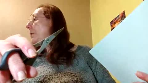 Snapshot of laureanne50 chatting on 2, 2, 2025 laureanne online show from 2, 2, 2025