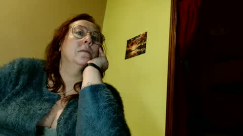 Snapshot of laureanne50 chatting on 25, 2, 2025 laureanne online show from 25, 2, 2025