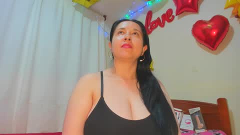 Snapshot of laureen777 chatting on 11, 1, 2025 laureen777 online show from 11, 1, 2025
