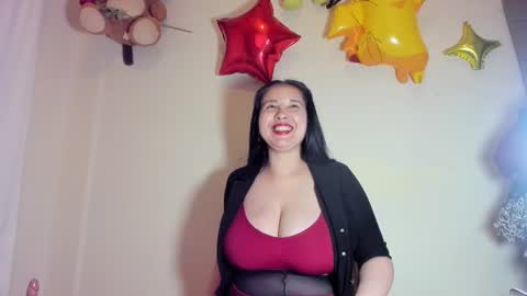 Snapshot of laureen777 chatting on 28, 2, 2025 laureen777 online show from 28, 2, 2025