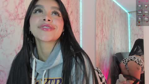 Snapshot of lauren_camila1 chatting on 20, 12, 2024 Lau online show from 20, 12, 2024