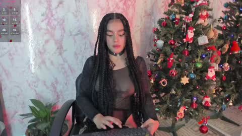 Snapshot of lauren_camila1 chatting on 27, 12, 2024 Lau online show from 27, 12, 2024