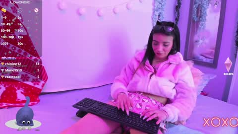 Snapshot of lauren_evans96 chatting on 3, 12, 2024 Lauren evans9 online show from 3, 12, 2024