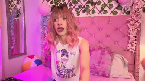 Lauren evans9 online show from 3, 12, 2025