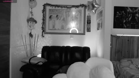 Snapshot of lauren_sweet7 chatting on 5, 1, 2025 Lauren online show from 5, 1, 2025