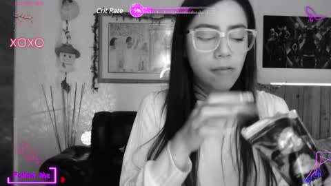 Snapshot of lauren_sweet7 chatting on 5, 1, 2025 Lauren online show from 5, 1, 2025
